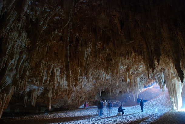 Interior de la cueva de Djara