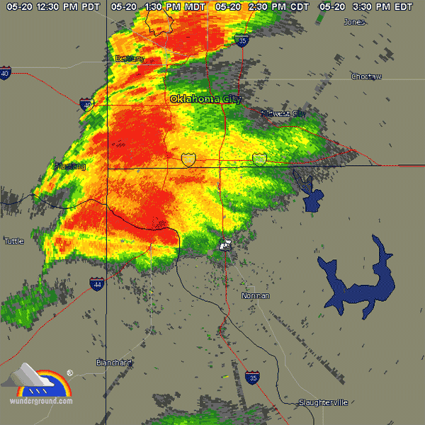 Animació de radar Doppler on s’aprecia l’evolució del tornado d’Oklahoma del 20 de maig de 2013.